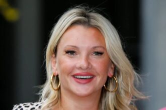 Evelin Burdenski Vermögen 2025